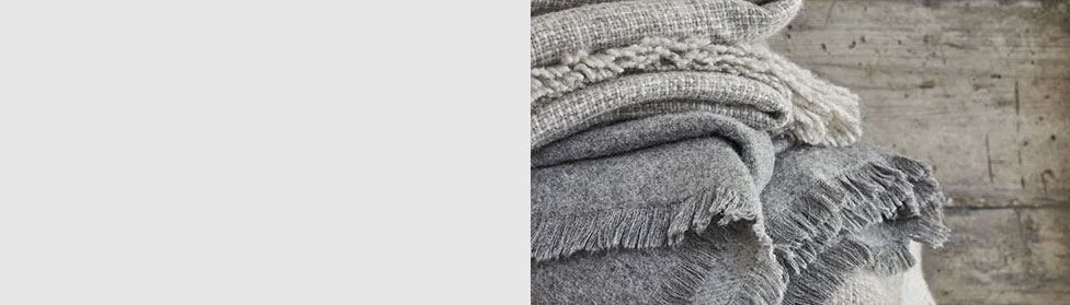Blankets& Throws
